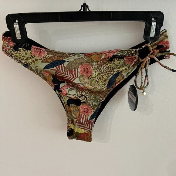 NWT: Sommer Swim Cheeky Bikini Bottoms Size Medium - Picture 1 of 16